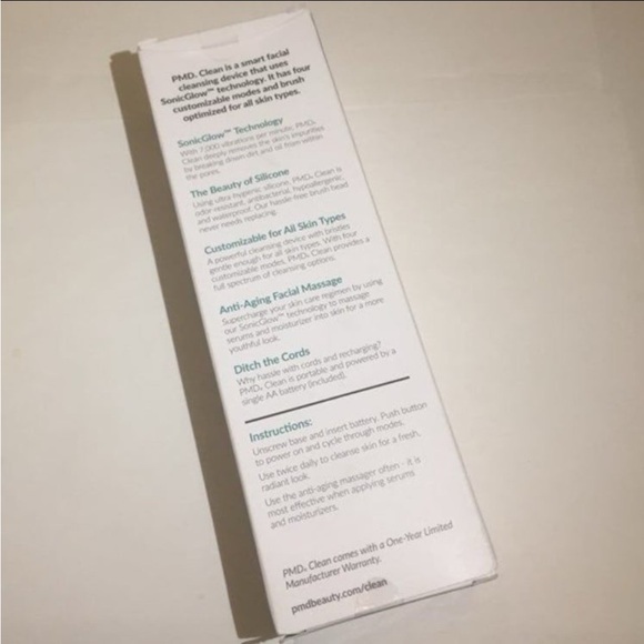 PMD Clean Smart Facial Cleansing Device Blush NIB - Picture 7 of 9